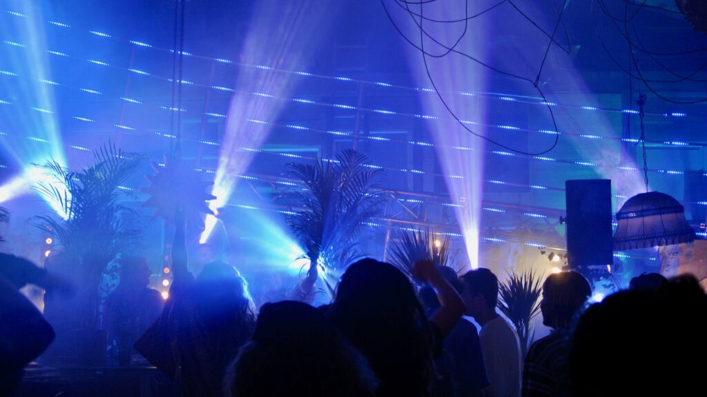 Led Strips op Cloud 7 Licht en Geluid MAG Sound and Light
