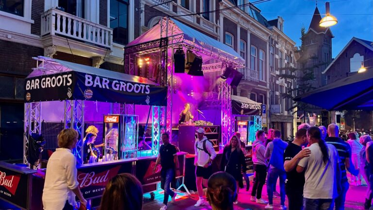 Nijmeegse Vierdaagsefeesten Zomerfeesten Licht en Geluid MAG Event Rental. Licht en geluid huren in Nijmegen? Licht en geluid huren in Wijchen?