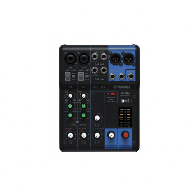 Yamaha MG06 mini mixer in case